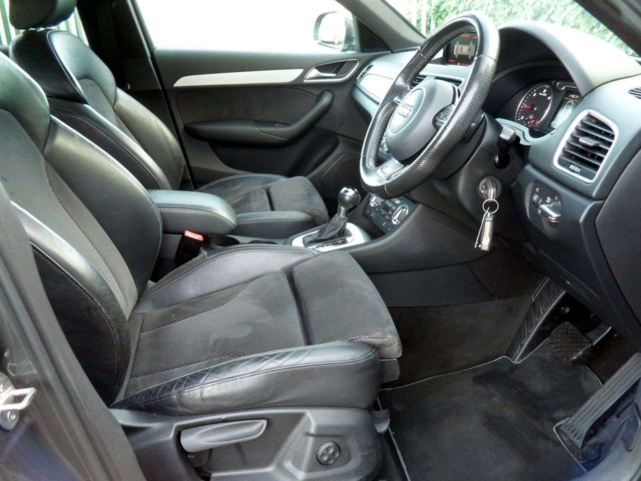 2014 AUDI Q3 2014 AUDI Q3