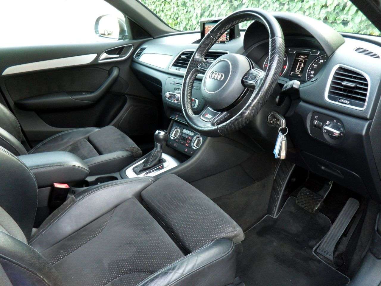 2014 AUDI Q3 2014 AUDI Q3