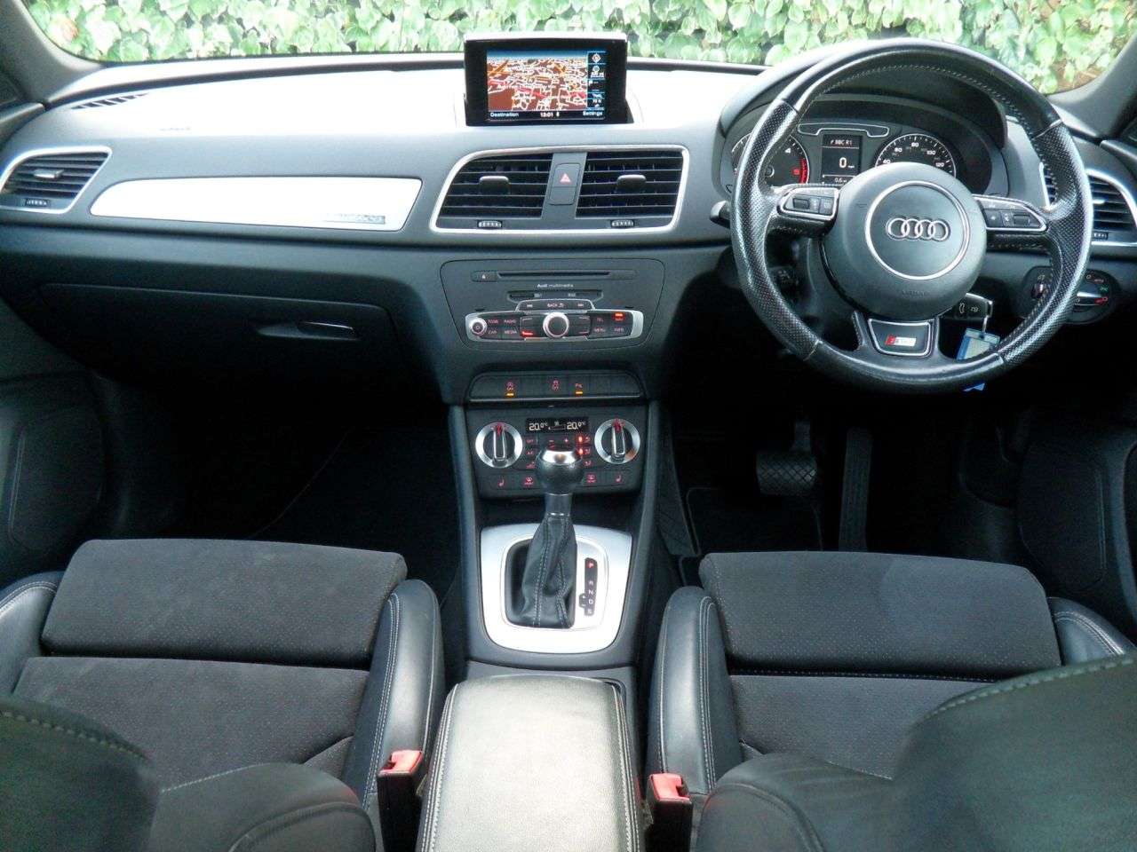 2014 AUDI Q3 2014 AUDI Q3