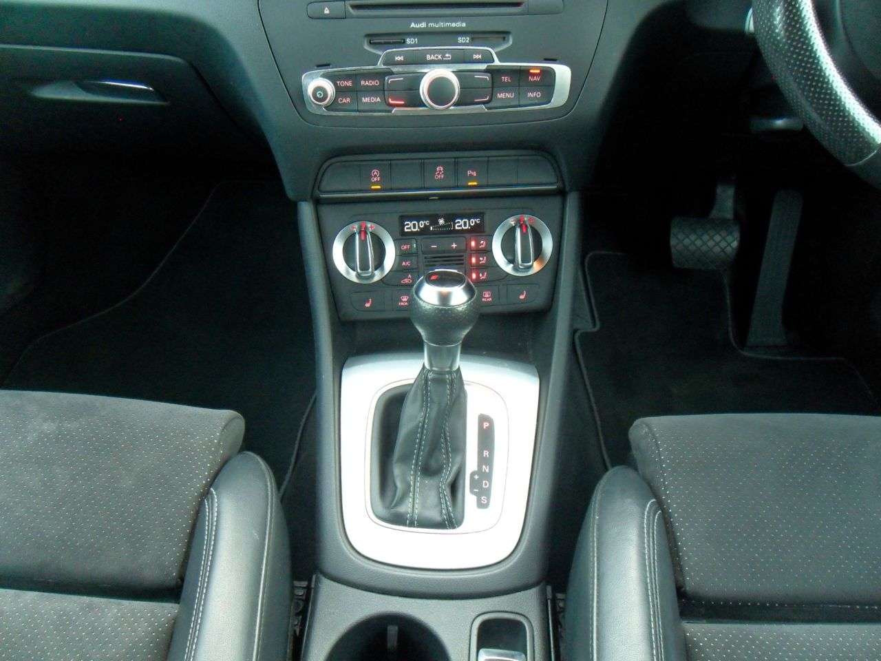 2014 AUDI Q3 2014 AUDI Q3