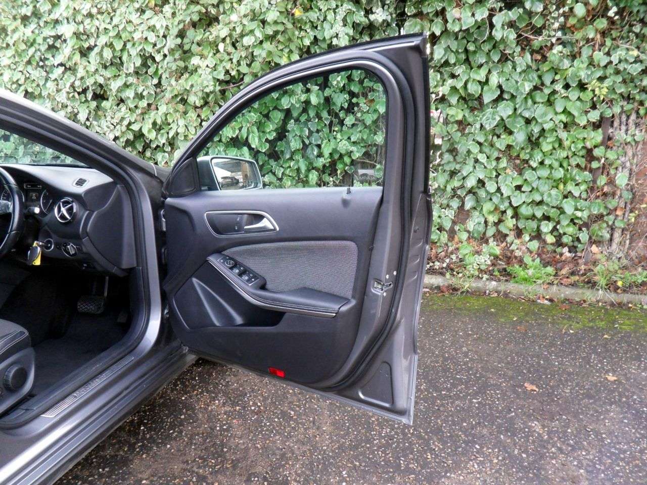 2013 MERCEDES-BENZ A-CLASS 2013 MERCEDES-BENZ A-CLASS