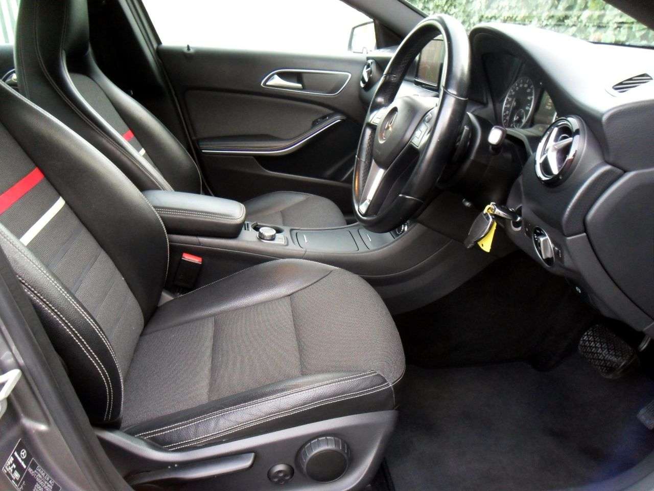 2013 MERCEDES-BENZ A-CLASS 2013 MERCEDES-BENZ A-CLASS