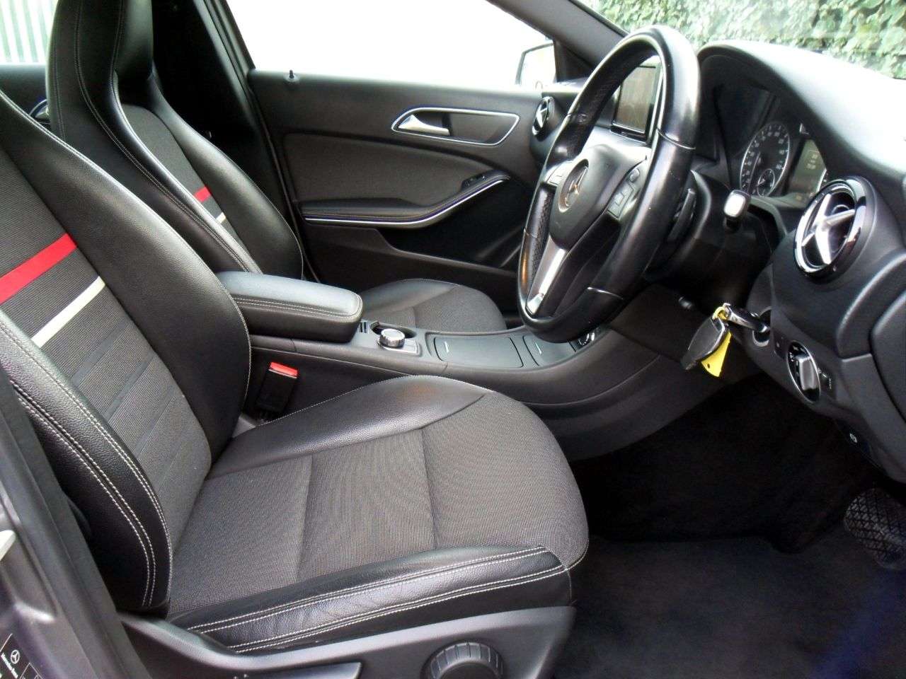 2013 MERCEDES-BENZ A-CLASS 2013 MERCEDES-BENZ A-CLASS