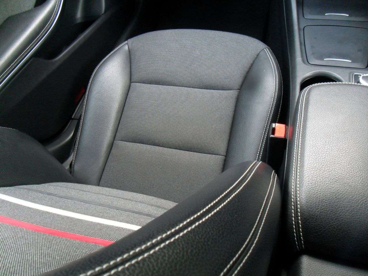 2013 MERCEDES-BENZ A-CLASS 2013 MERCEDES-BENZ A-CLASS