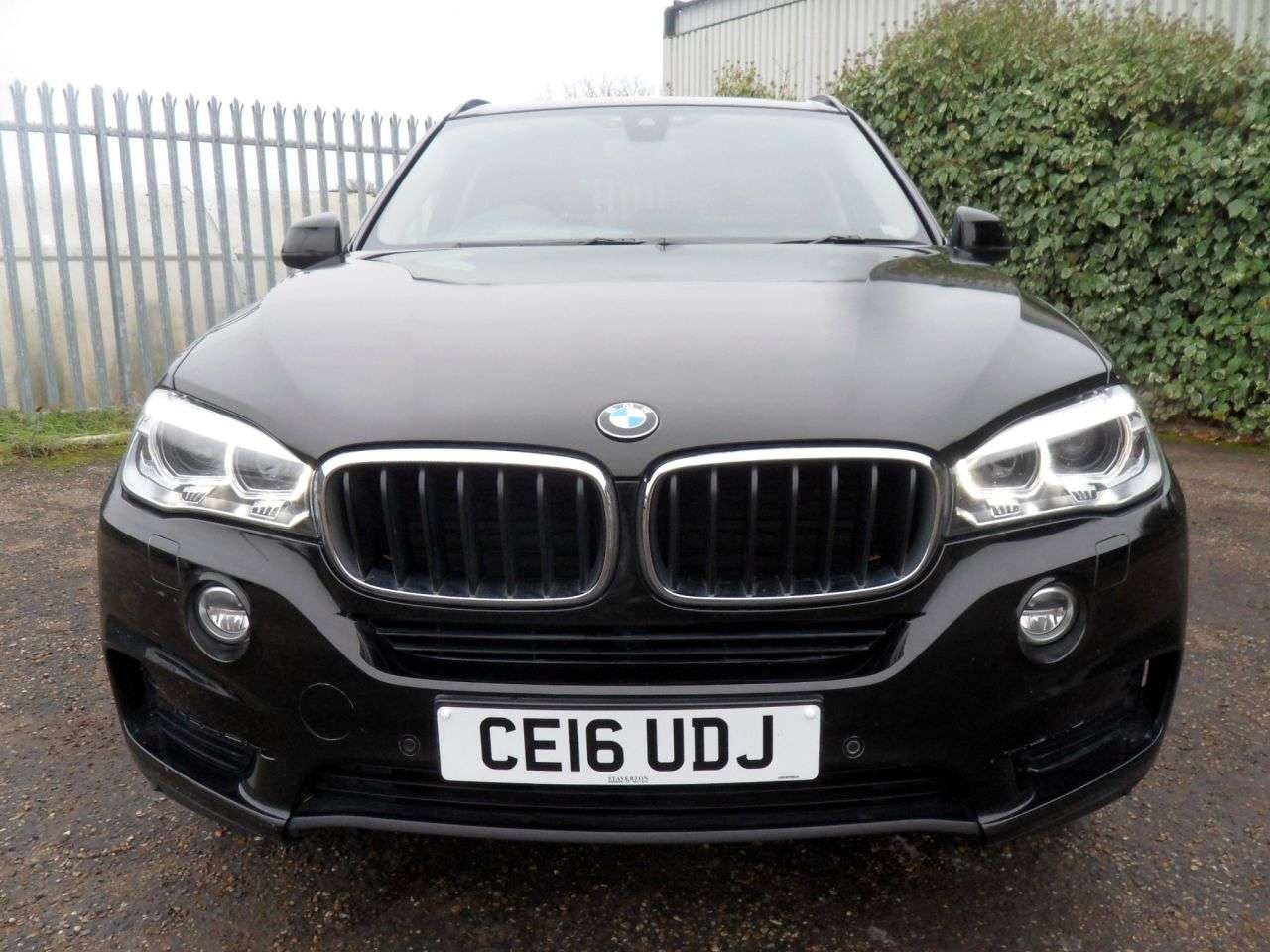 A 2016 BMW X5 3.0 30d SE SUV 5dr Diesel Auto xDrive Euro 6 (s/s) (258 ps) Sapphire Black A 2016 BMW X5 3.0 30d SE SUV 5dr Diesel Auto xDrive Euro 6 (s/s) (258 ps) Sapphire Black