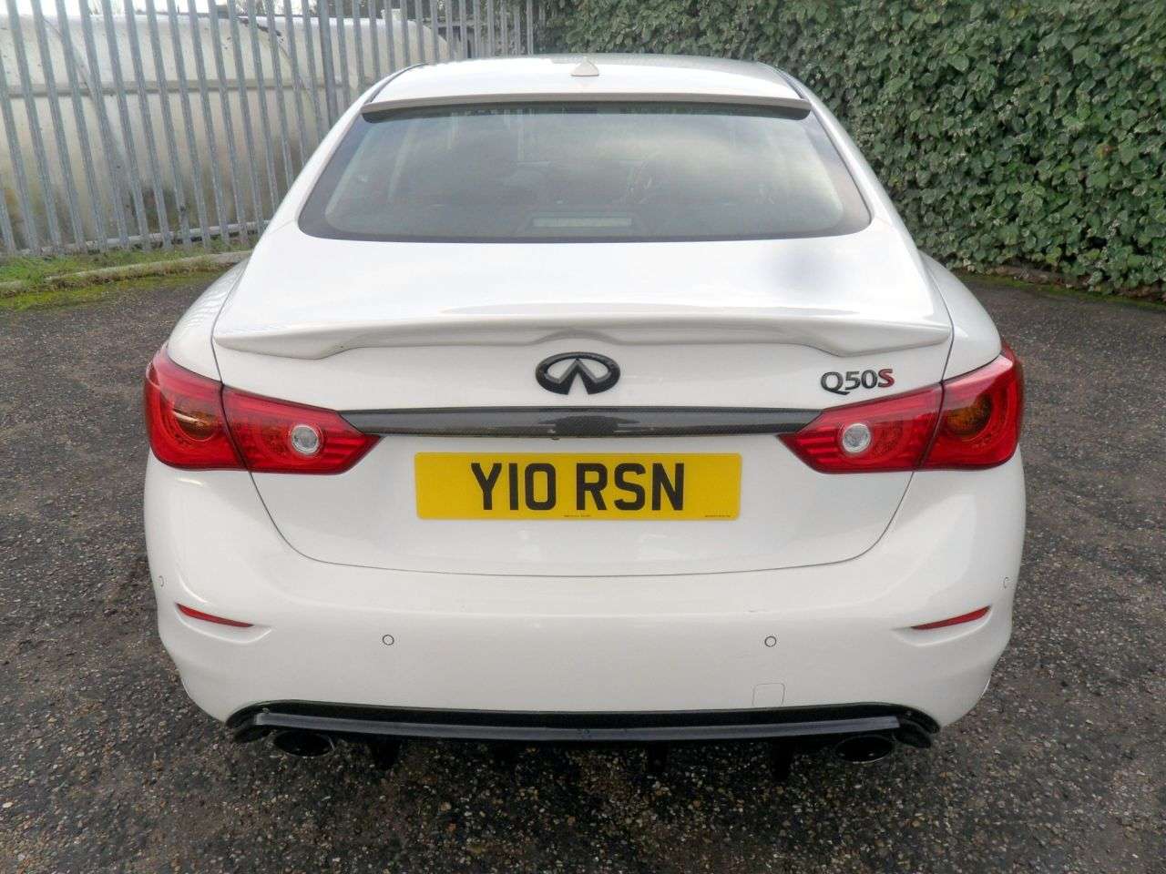 A 2020 INFINITI Q50 3.5h V6 S Saloon 4dr Petrol Hybrid Auto Euro 5 (s/s) (364 ps) Pearl Moonlig A 2020 INFINITI Q50 3.5h V6 S Saloon 4dr Petrol Hybrid Auto Euro 5 (s/s) (364 ps) Pearl Moonlig