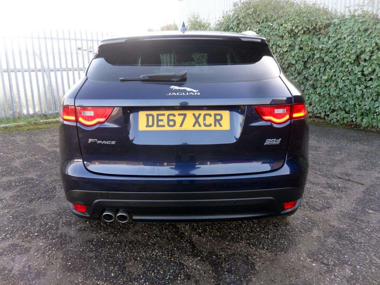 2017 JAGUAR F-PACE 2017 JAGUAR F-PACE