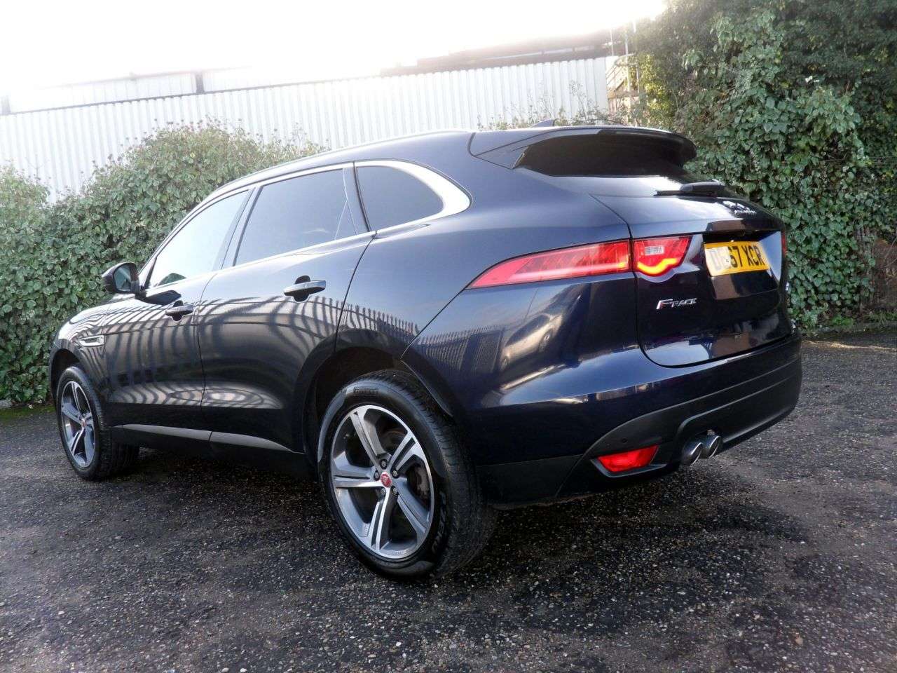 2017 JAGUAR F-PACE 2017 JAGUAR F-PACE