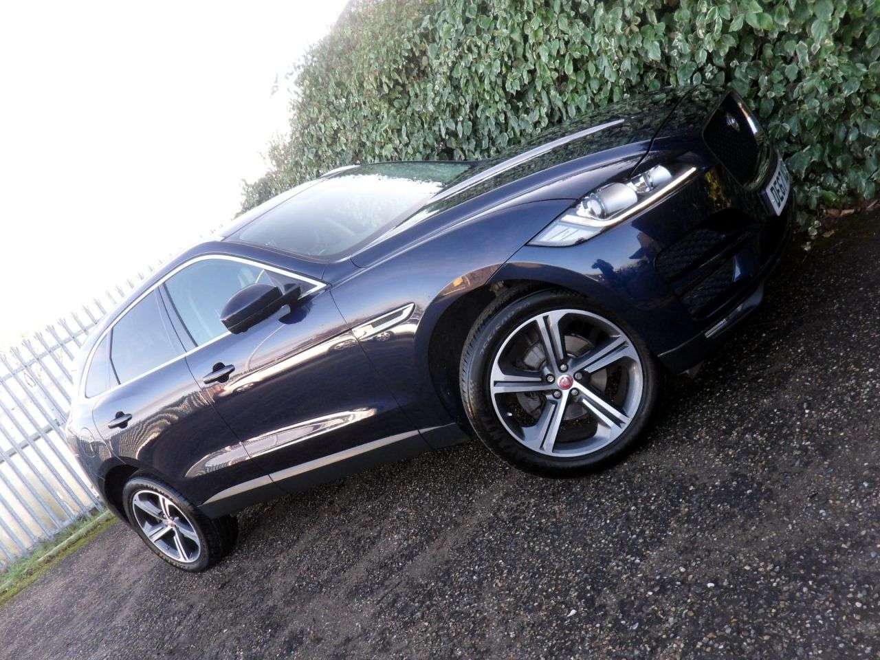 2017 JAGUAR F-PACE 2017 JAGUAR F-PACE