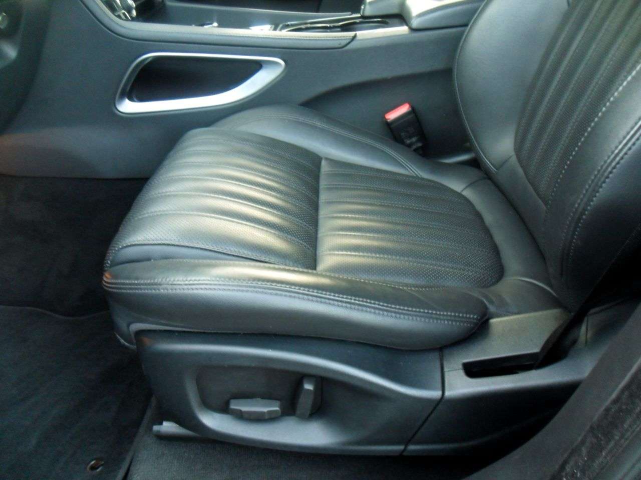 2017 JAGUAR F-PACE 2017 JAGUAR F-PACE