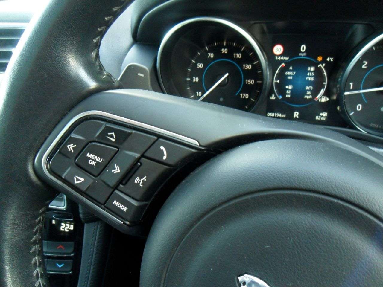 2017 JAGUAR F-PACE 2017 JAGUAR F-PACE