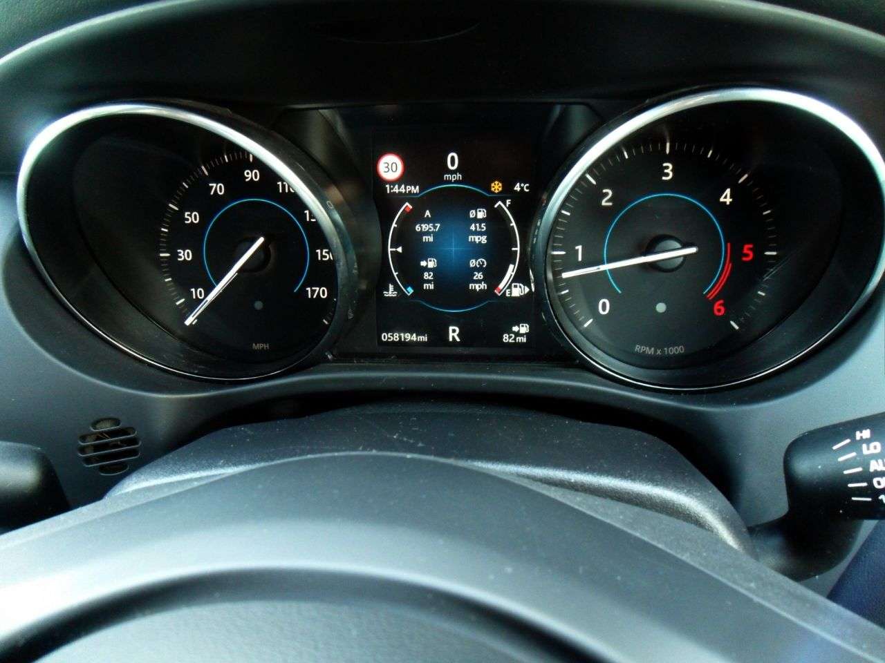 2017 JAGUAR F-PACE 2017 JAGUAR F-PACE