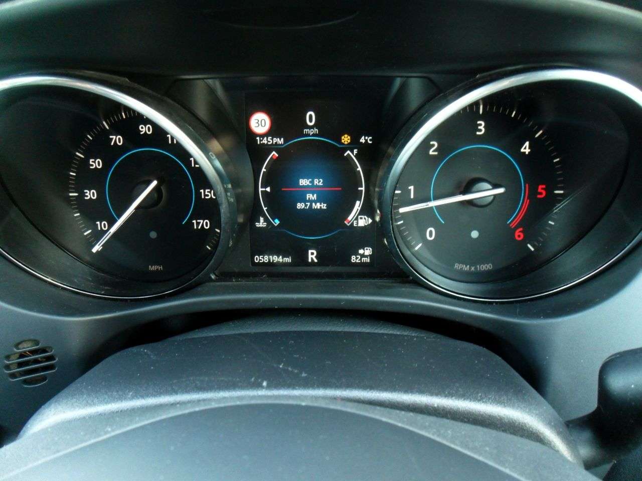 2017 JAGUAR F-PACE 2017 JAGUAR F-PACE