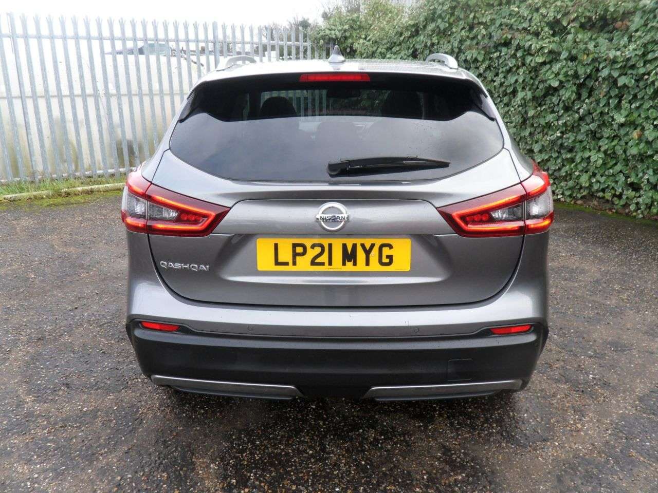 A 2021 NISSAN QASHQAI 1.3 DIG-T N-Motion SUV 5dr Petrol Manual Euro 6 (s/s) (140 ps) FullHistory A 2021 NISSAN QASHQAI 1.3 DIG-T N-Motion SUV 5dr Petrol Manual Euro 6 (s/s) (140 ps) FullHistory