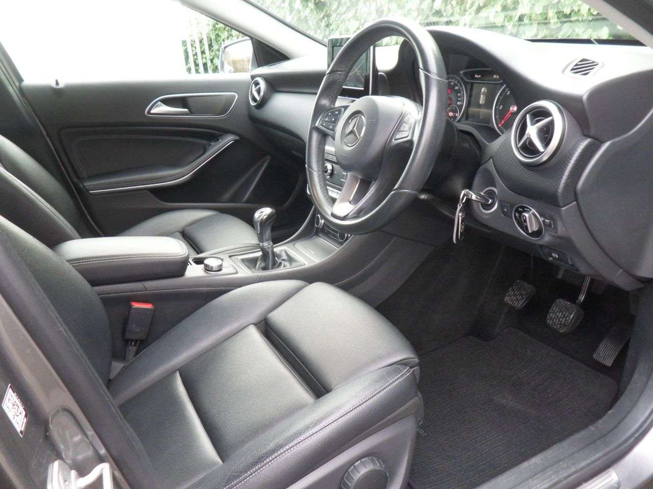 2016 MERCEDES-BENZ A-CLASS 2016 MERCEDES-BENZ A-CLASS