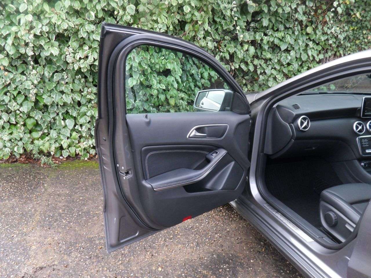 2016 MERCEDES-BENZ A-CLASS 2016 MERCEDES-BENZ A-CLASS