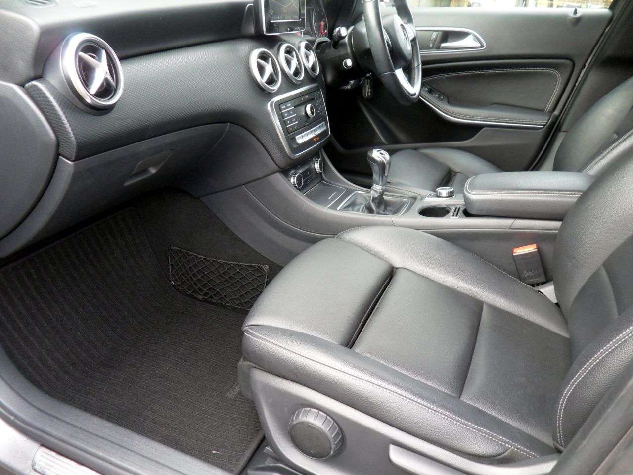 2016 MERCEDES-BENZ A-CLASS 2016 MERCEDES-BENZ A-CLASS