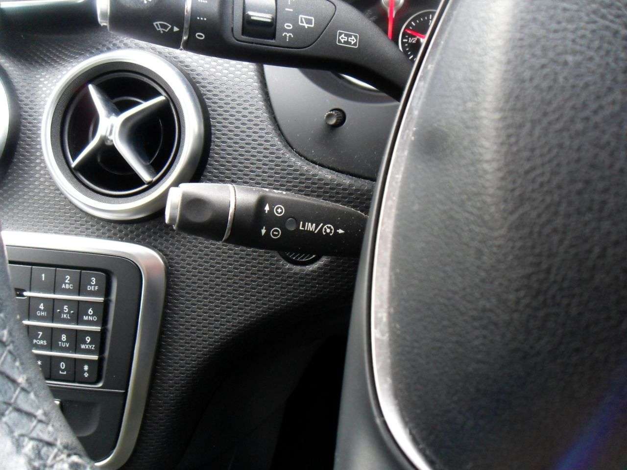 2016 MERCEDES-BENZ A-CLASS 2016 MERCEDES-BENZ A-CLASS