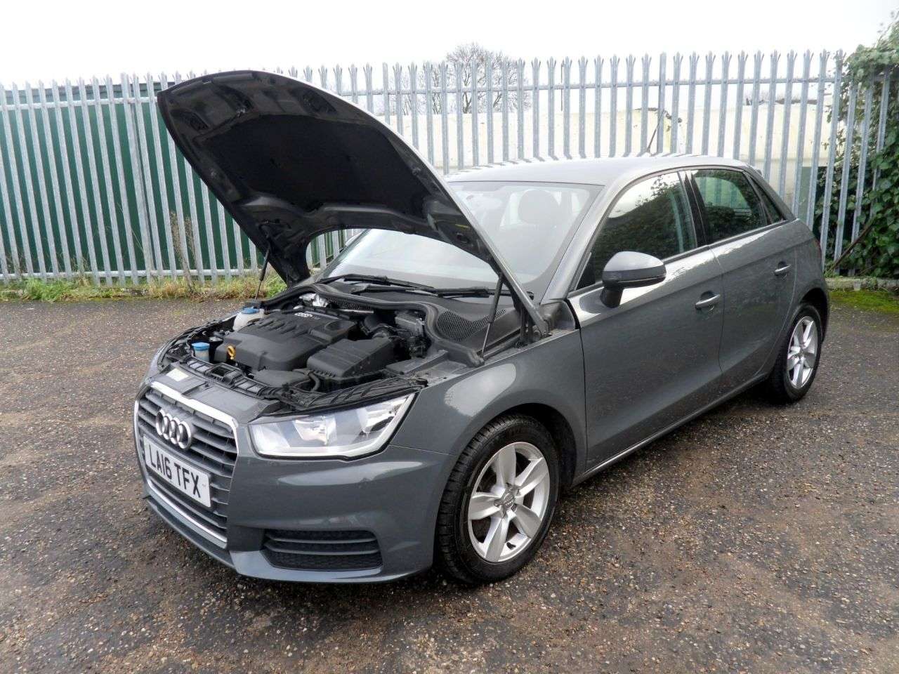 2016 AUDI A1 2016 AUDI A1