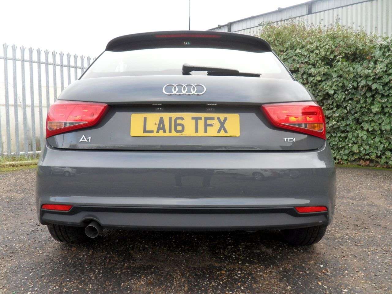2016 AUDI A1 2016 AUDI A1