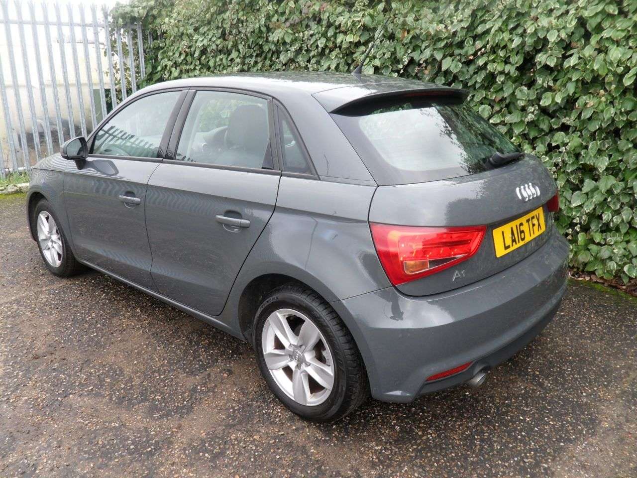 2016 AUDI A1 2016 AUDI A1