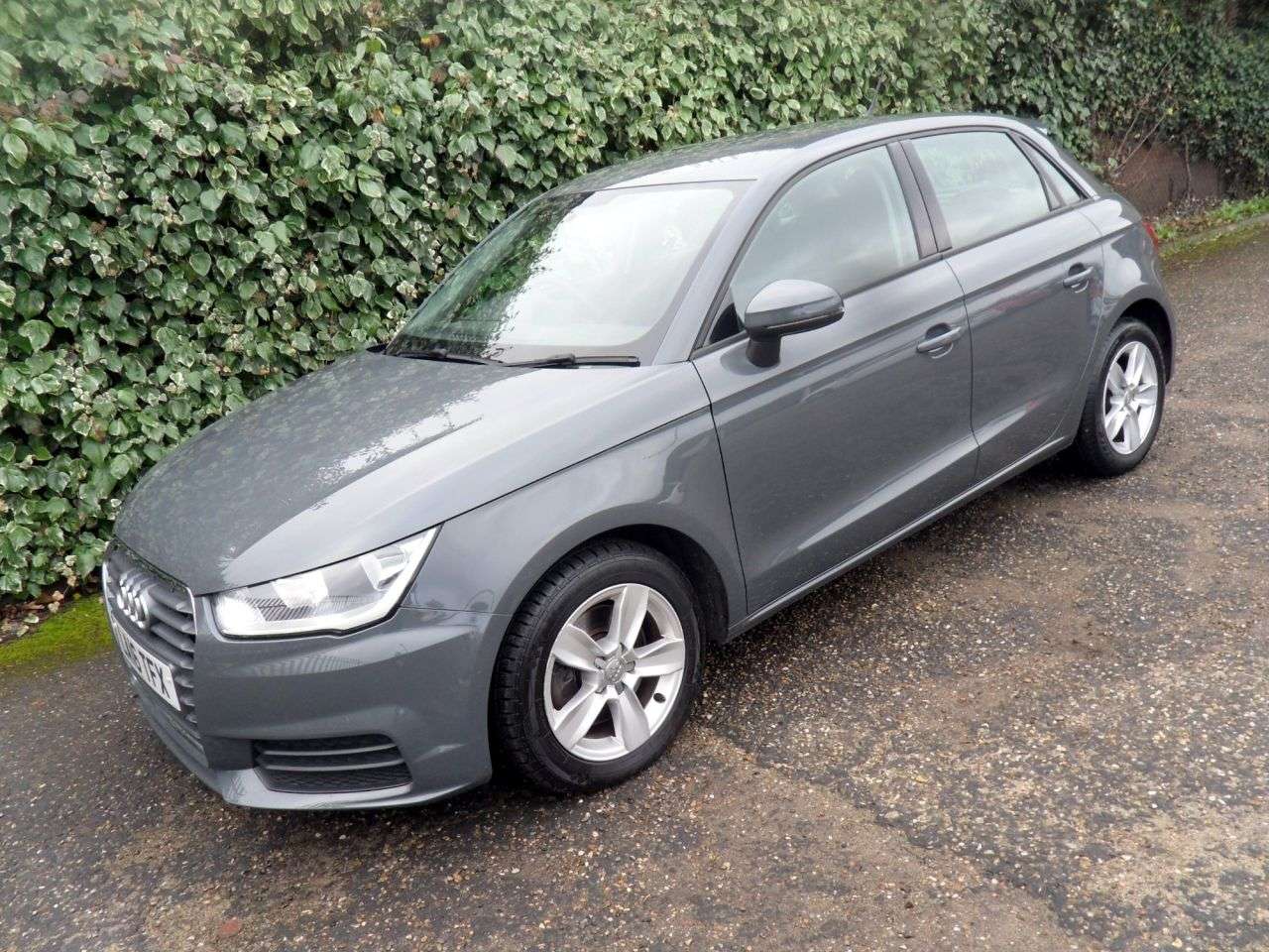 2016 AUDI A1 2016 AUDI A1