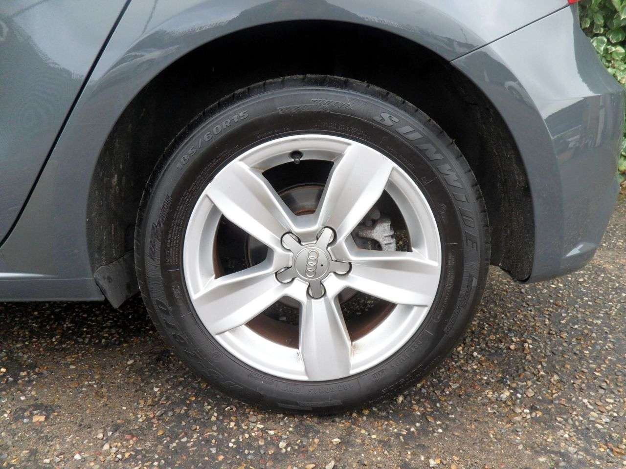 2016 AUDI A1 2016 AUDI A1