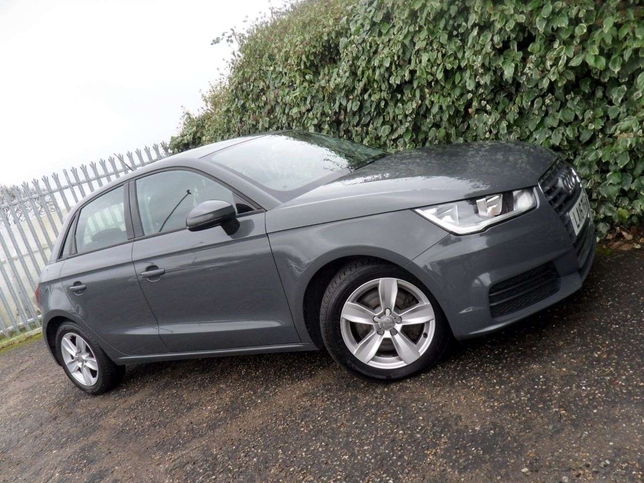 2016 AUDI A1 2016 AUDI A1
