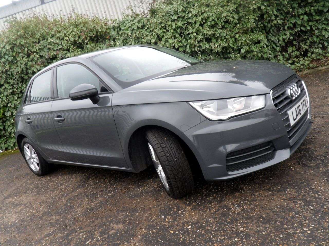 2016 AUDI A1 2016 AUDI A1