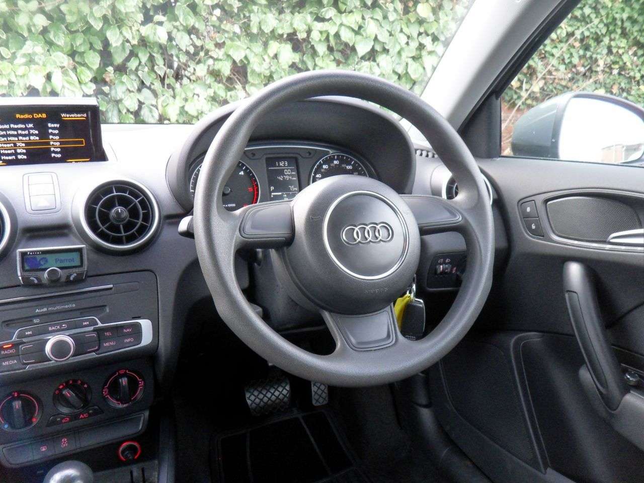 2016 AUDI A1 2016 AUDI A1