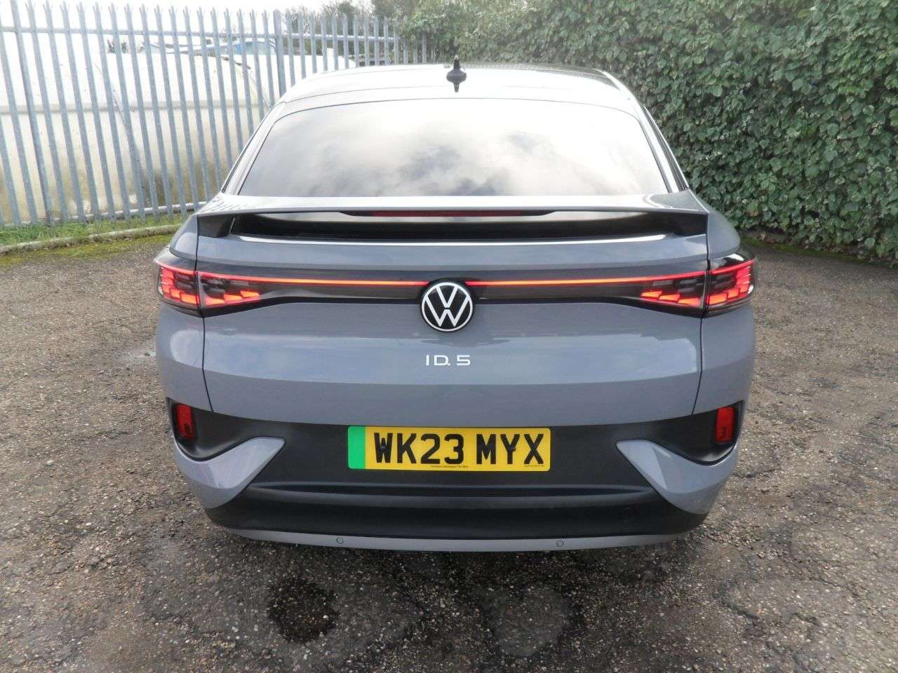 A 2023 VOLKSWAGEN ID.5 Pro 77kWh Style SUV 5dr Electric Auto (174 ps) Heated Seats And Steering Wh A 2023 VOLKSWAGEN ID.5 Pro 77kWh Style SUV 5dr Electric Auto (174 ps) Heated Seats And Steering Wh