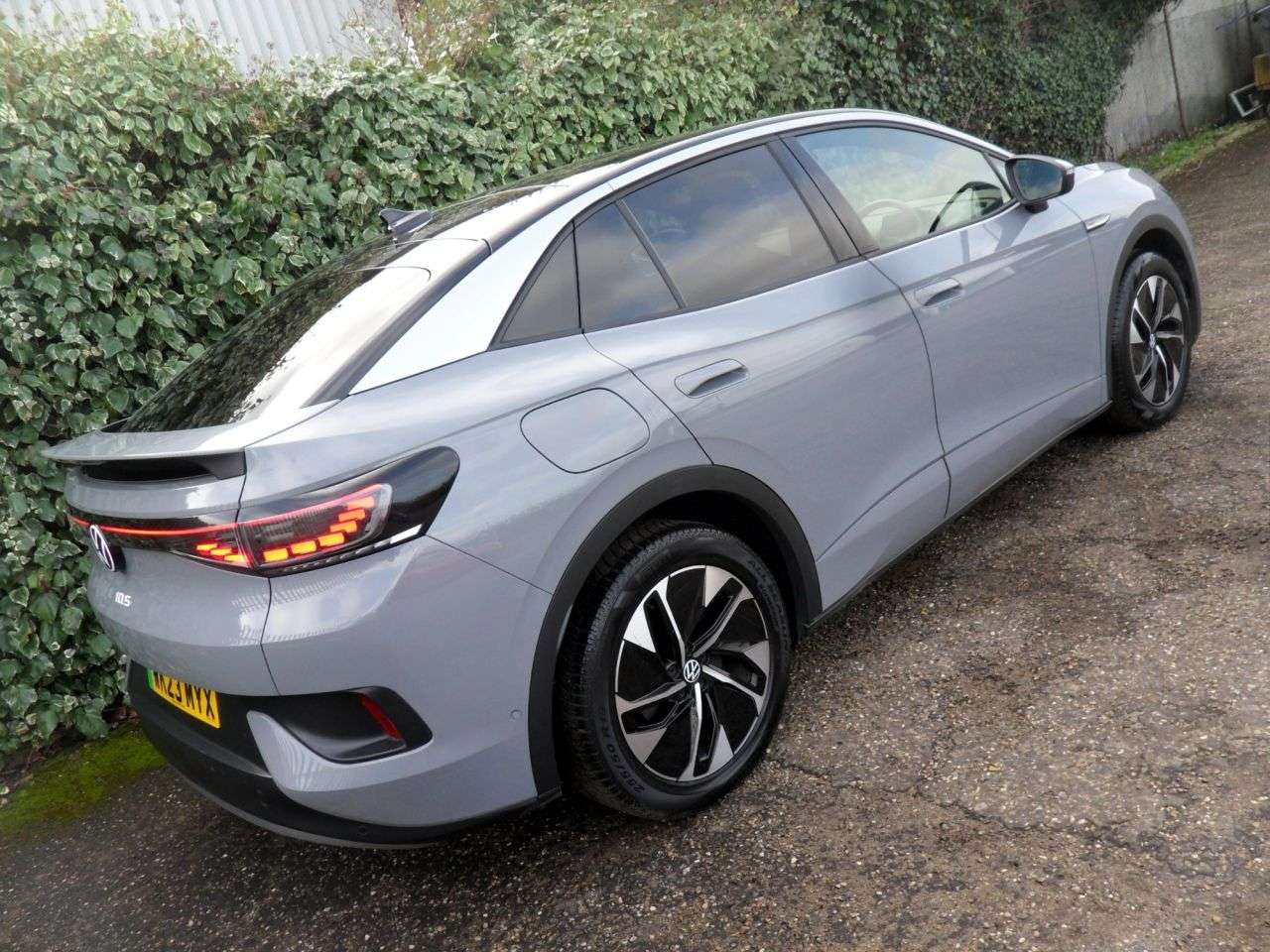 2023 VOLKSWAGEN ID.5 2023 VOLKSWAGEN ID.5