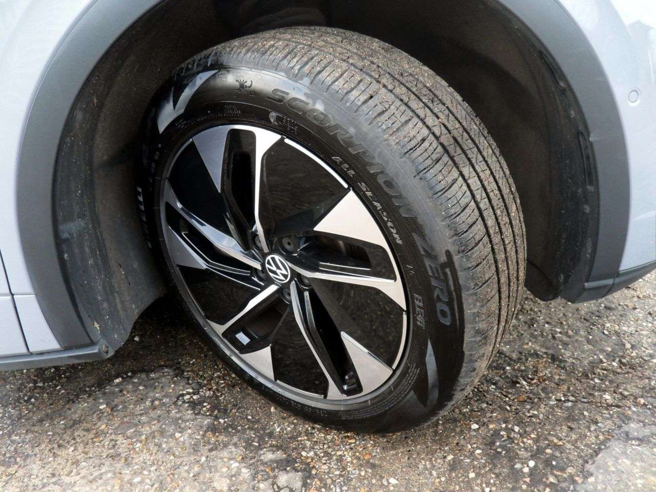 2023 VOLKSWAGEN ID.5 2023 VOLKSWAGEN ID.5