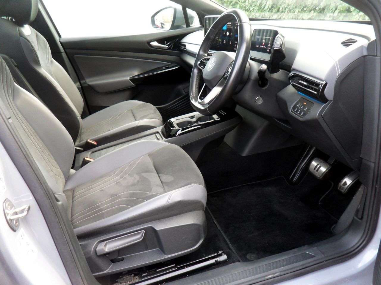 2023 VOLKSWAGEN ID.5 2023 VOLKSWAGEN ID.5