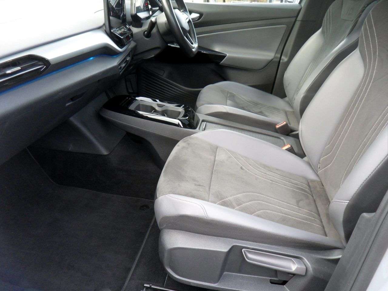 2023 VOLKSWAGEN ID.5 2023 VOLKSWAGEN ID.5