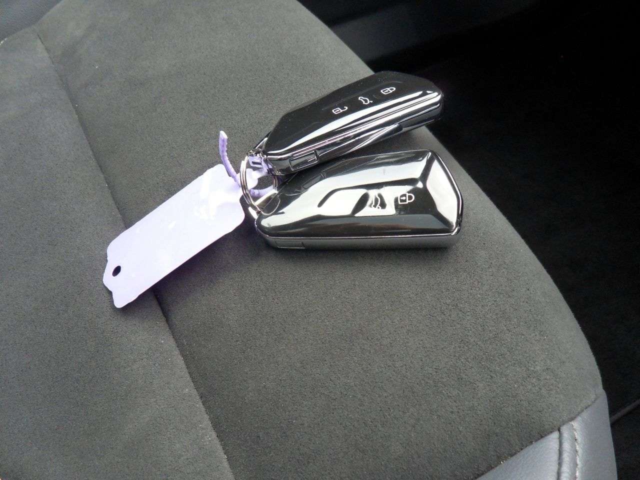 2023 VOLKSWAGEN ID.5 2023 VOLKSWAGEN ID.5