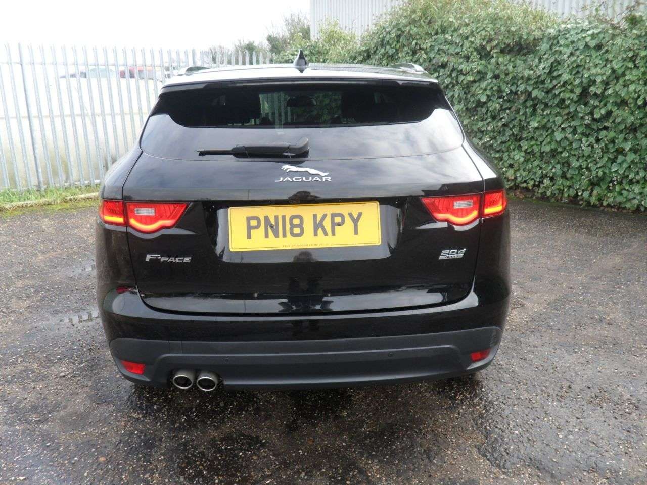 A 2018 JAGUAR F-PACE 2.0 D180 R-Sport SUV 5dr Diesel Auto AWD Euro 6 (s/s) (180 ps) £8,000 Optio A 2018 JAGUAR F-PACE 2.0 D180 R-Sport SUV 5dr Diesel Auto AWD Euro 6 (s/s) (180 ps) £8,000 Optio