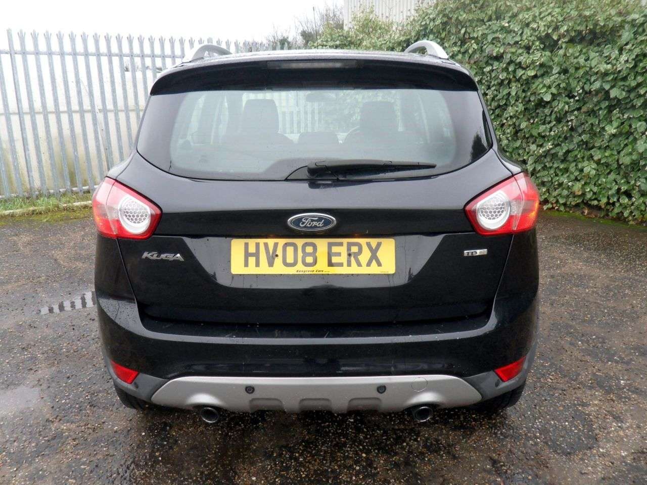 A 2008 FORD KUGA 2.0 TDCi Zetec SUV 5dr Diesel Manual AWD Euro 4 (136 ps) MOT 02/2027 - Camb A 2008 FORD KUGA 2.0 TDCi Zetec SUV 5dr Diesel Manual AWD Euro 4 (136 ps) MOT 02/2027 - Camb