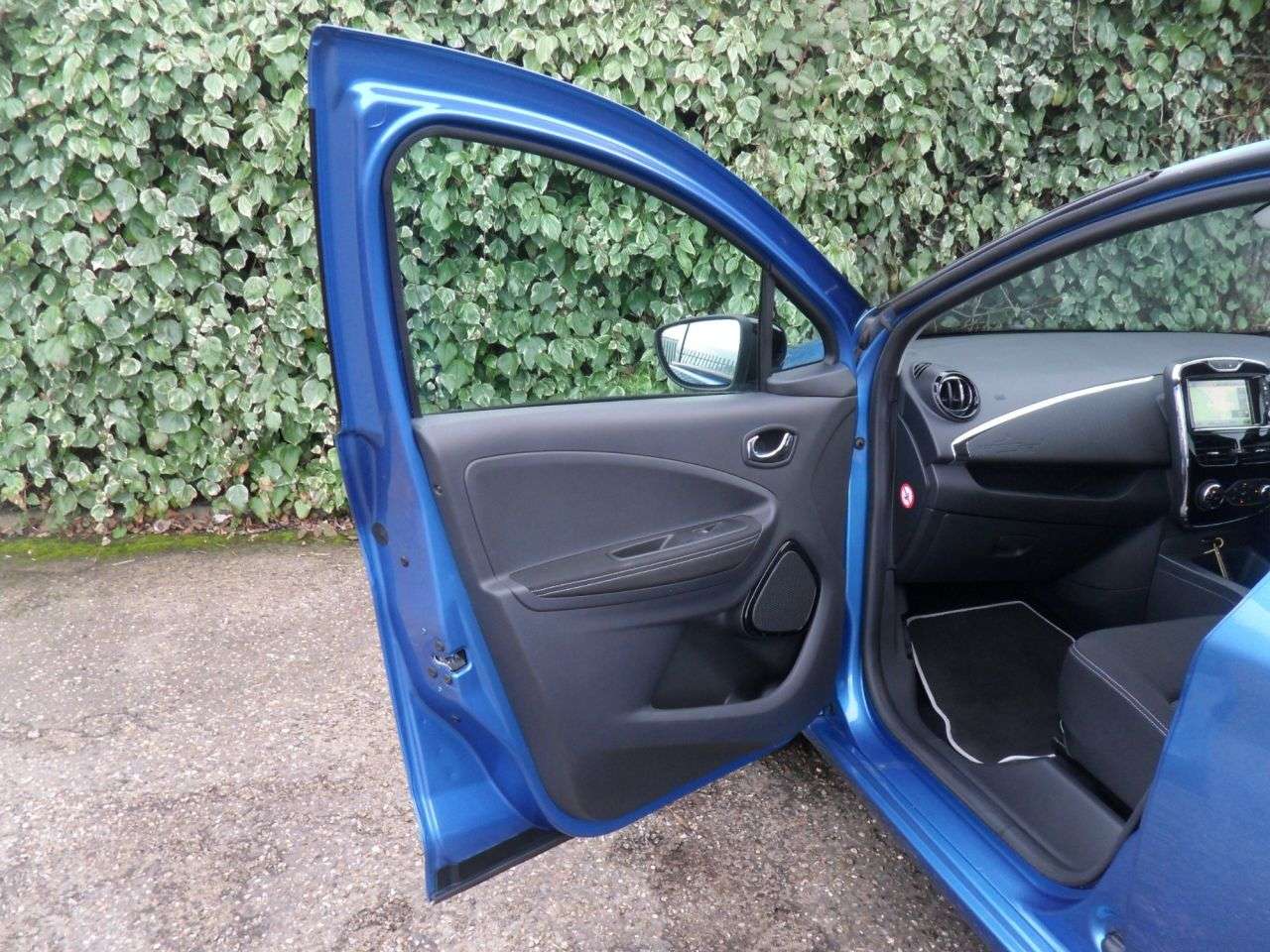 2019 RENAULT ZOE 2019 RENAULT ZOE