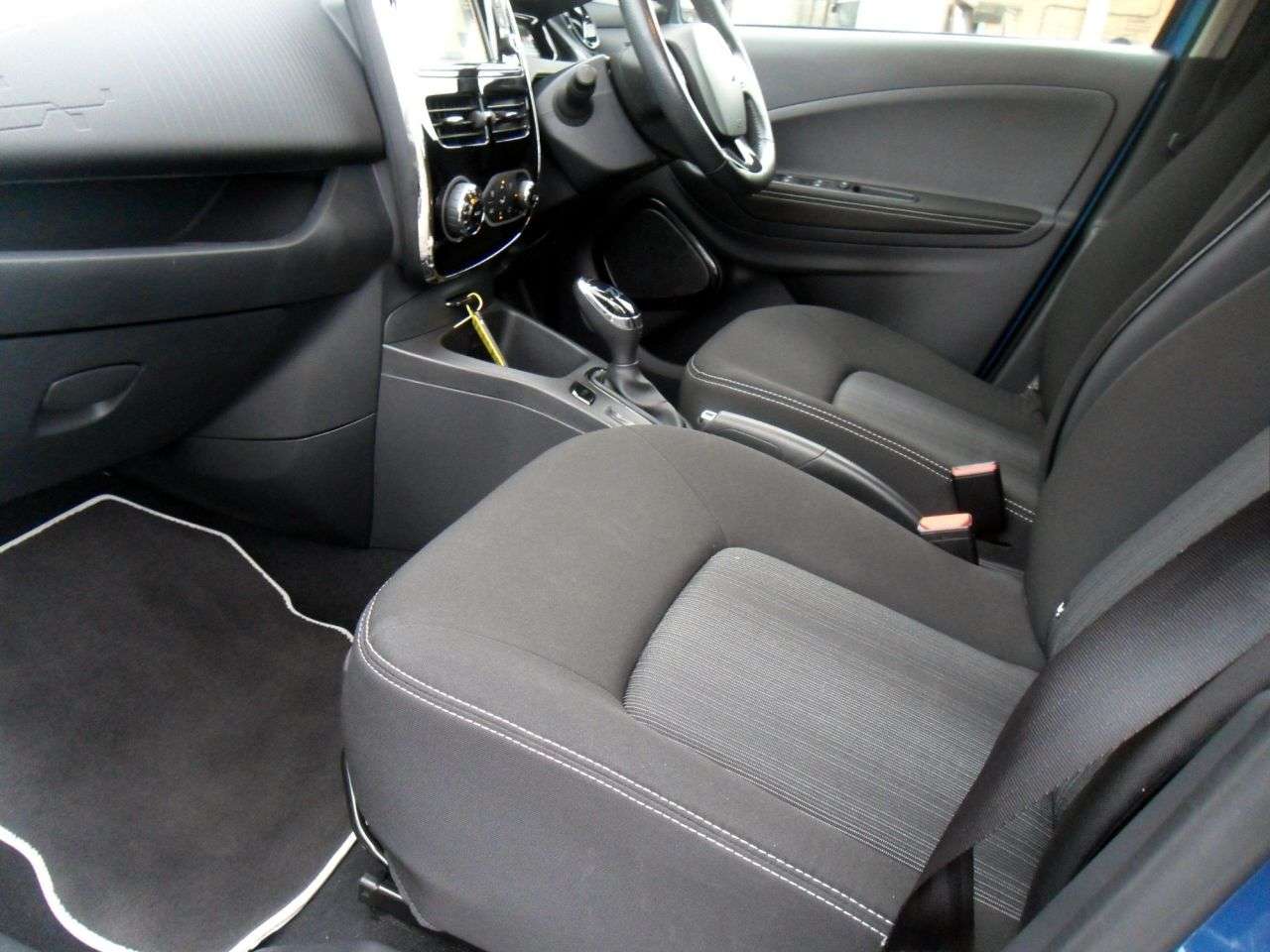 2019 RENAULT ZOE 2019 RENAULT ZOE