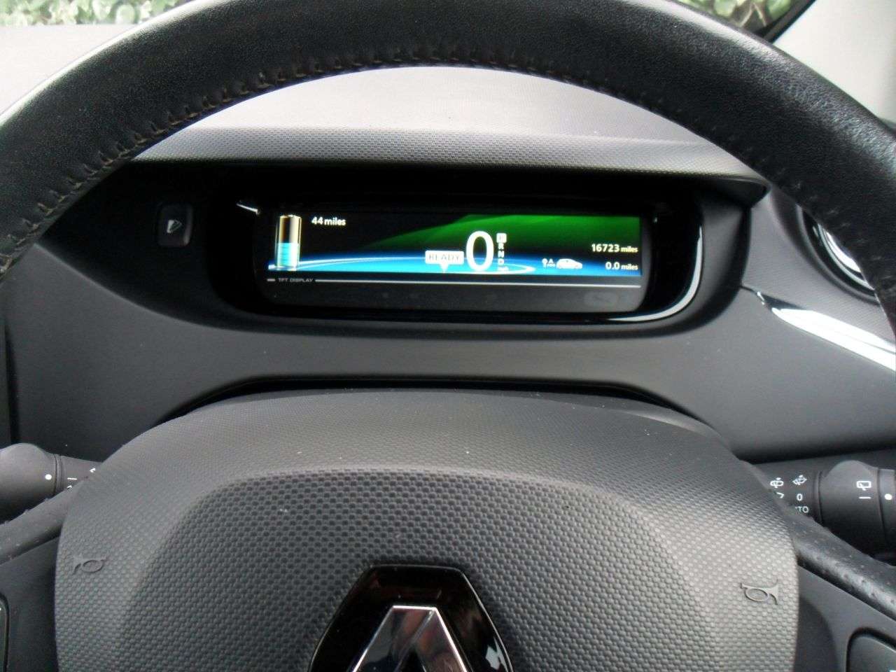 2019 RENAULT ZOE 2019 RENAULT ZOE