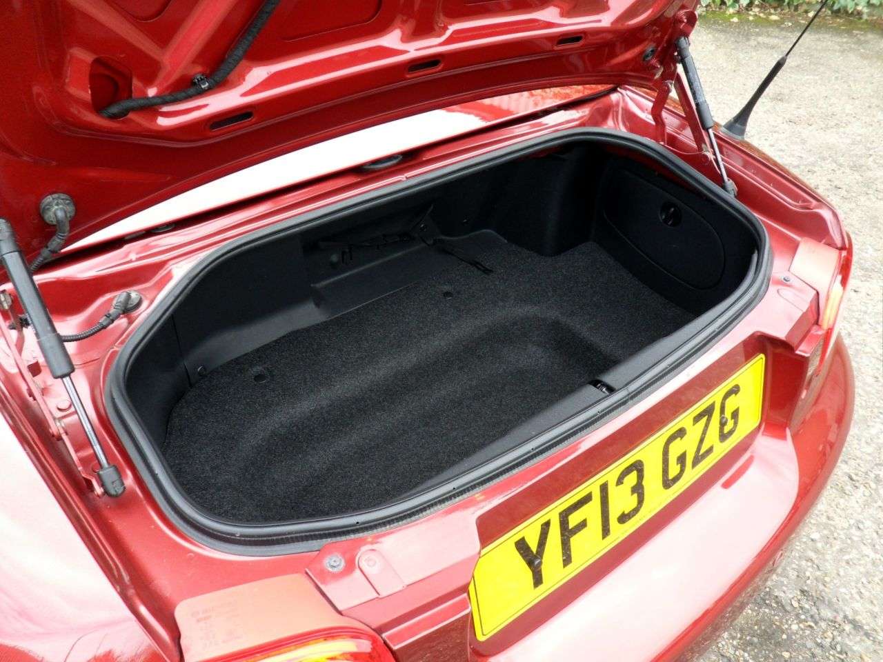 2013 MAZDA MX-5 2013 MAZDA MX-5