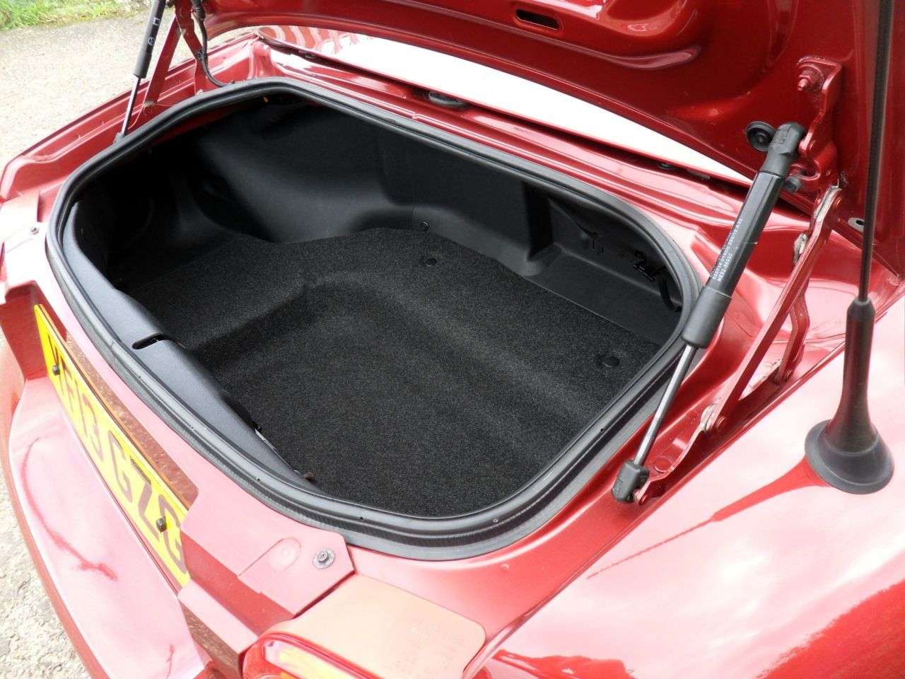 2013 MAZDA MX-5 2013 MAZDA MX-5