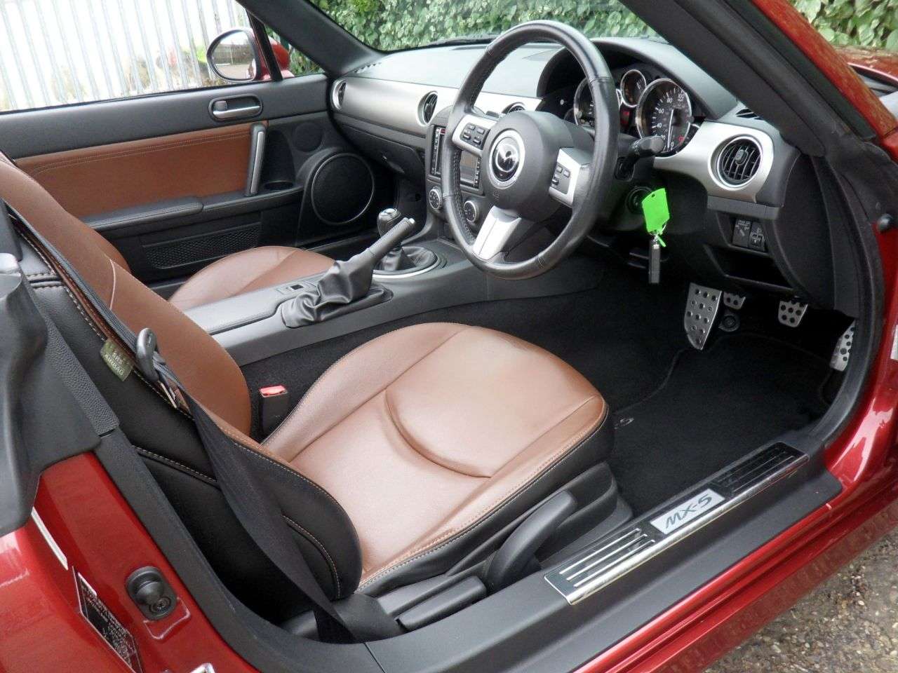 2013 MAZDA MX-5 2013 MAZDA MX-5