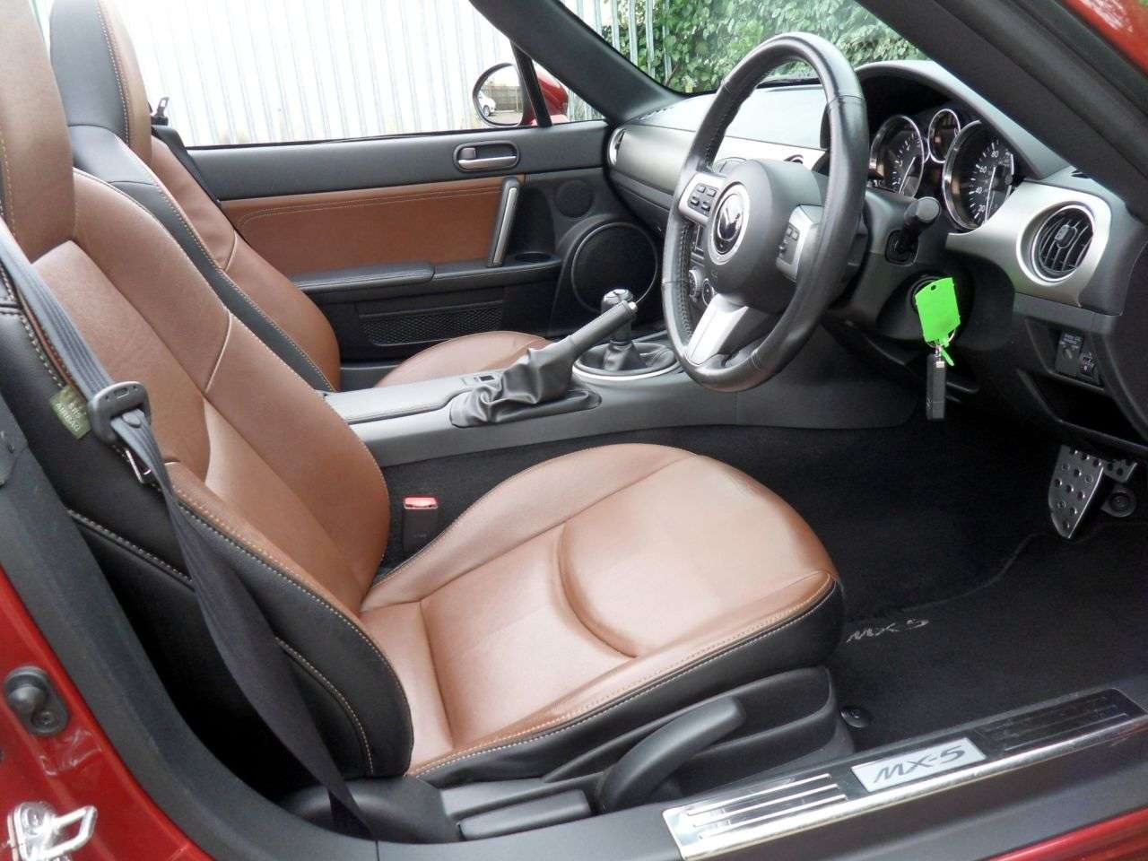 2013 MAZDA MX-5 2013 MAZDA MX-5