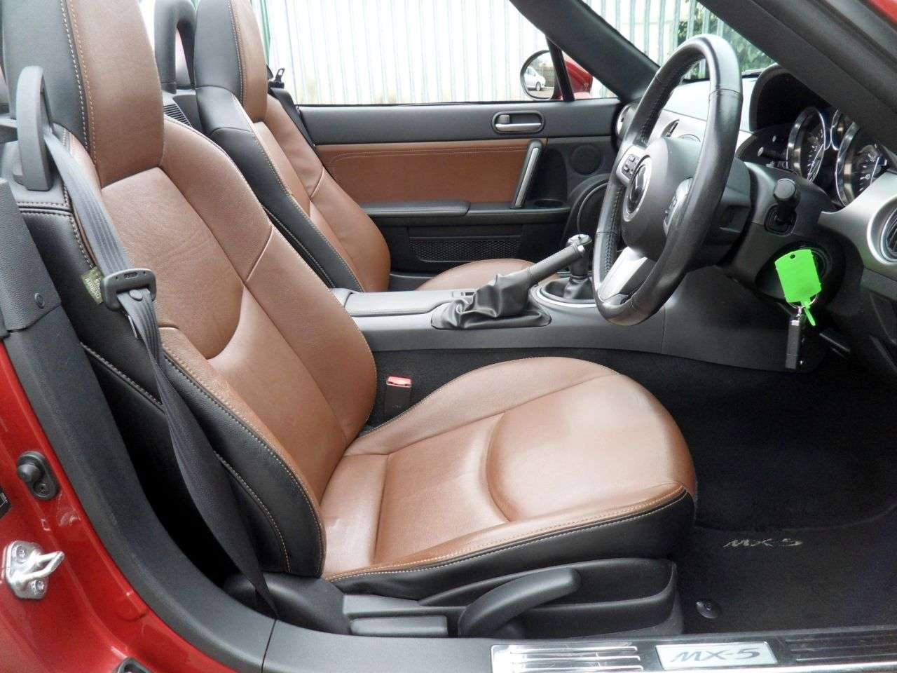 2013 MAZDA MX-5 2013 MAZDA MX-5