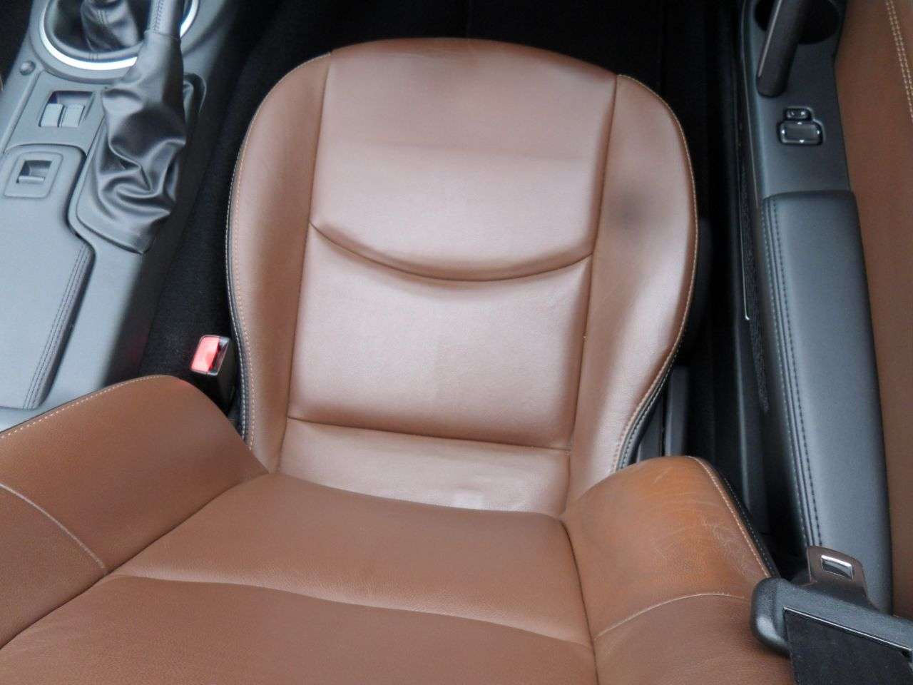 2013 MAZDA MX-5 2013 MAZDA MX-5