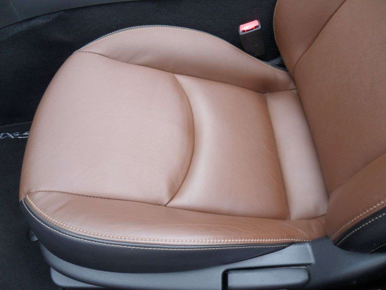 2013 MAZDA MX-5 2013 MAZDA MX-5