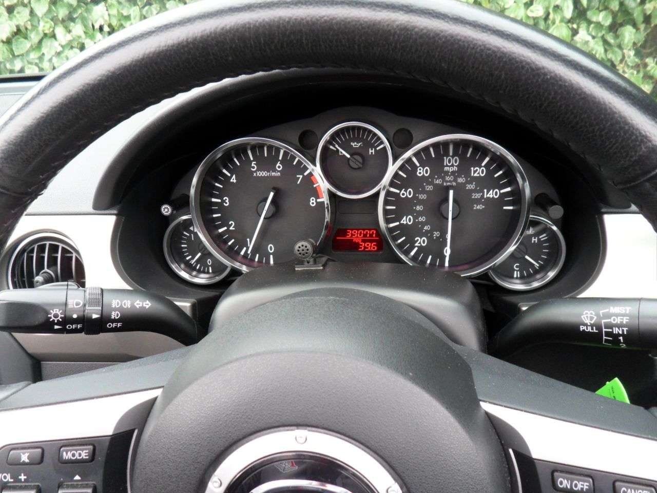 2013 MAZDA MX-5 2013 MAZDA MX-5