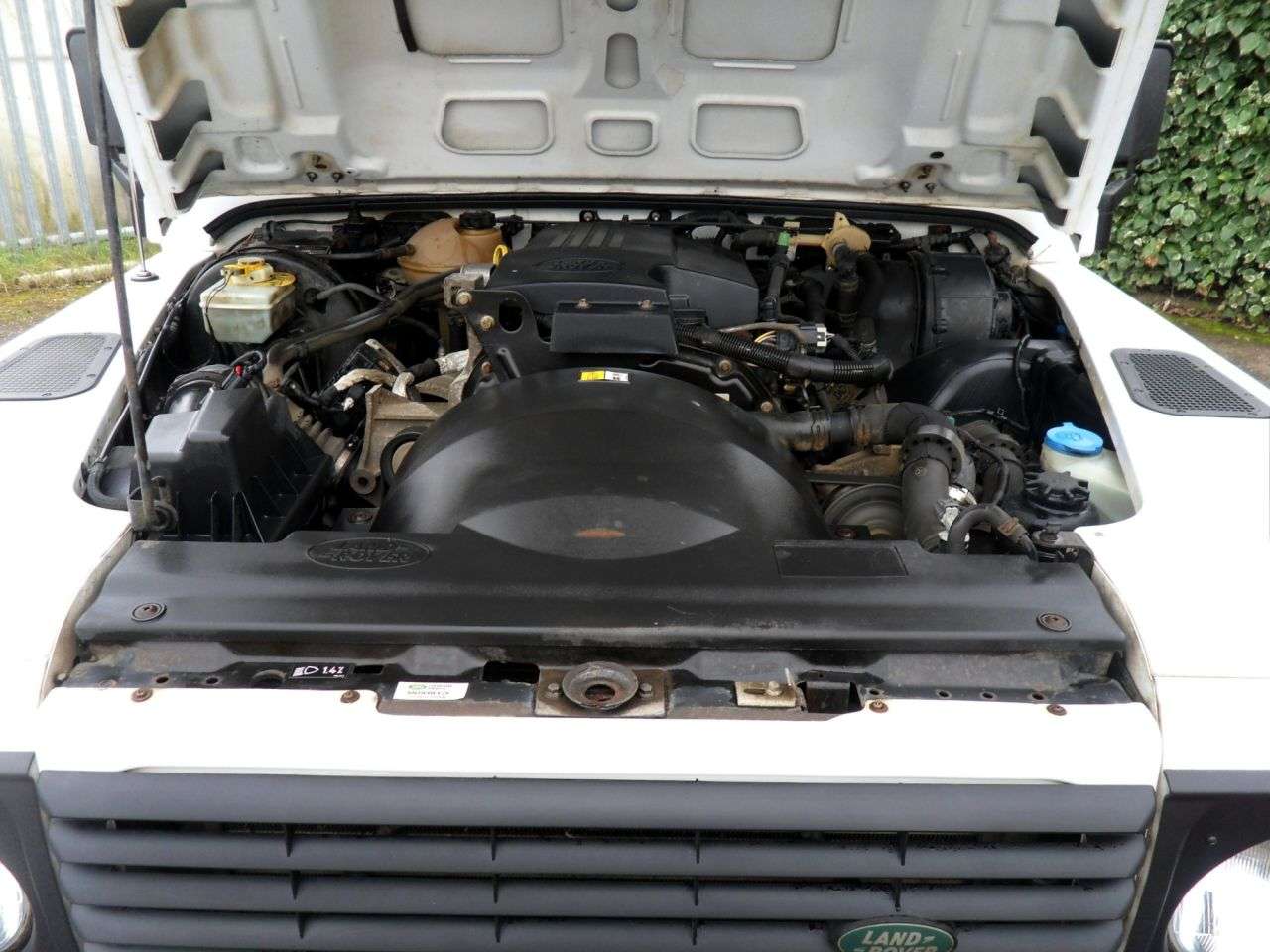 2012 LAND ROVER DEFENDER 2012 LAND ROVER DEFENDER